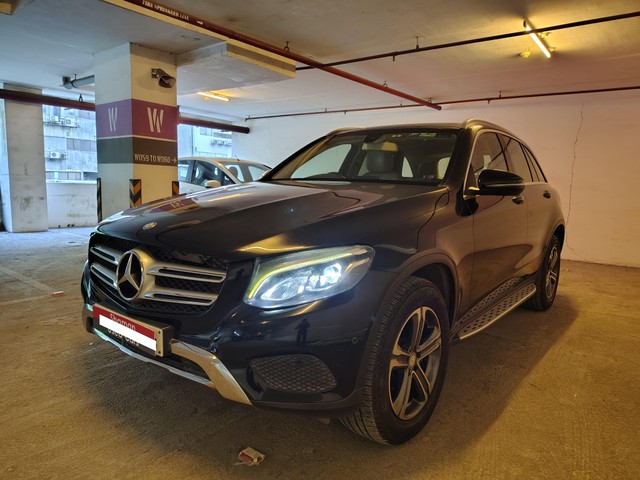Second-hand 2017 Mercedes-Benz GLC 220d 4MATIC Style for sale in Mumbai-3