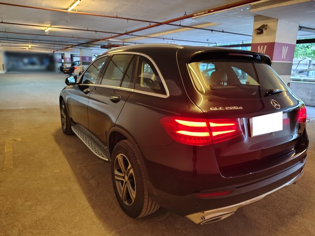 Second-hand 2017 Mercedes-Benz GLC 220d 4MATIC Style for sale in Mumbai-5