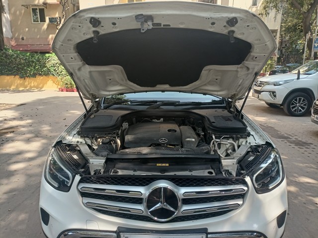 Second-hand 2020 Mercedes-Benz GLC 200 for sale in New Delhi-12