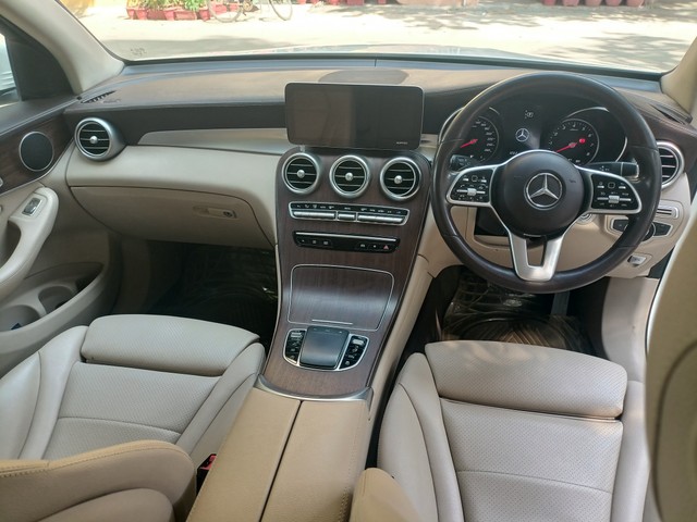Second-hand 2020 Mercedes-Benz GLC 200 for sale in New Delhi-5