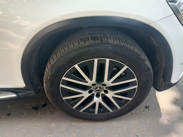 Second-hand 2020 Mercedes-Benz GLC 200 for sale in New Delhi-6