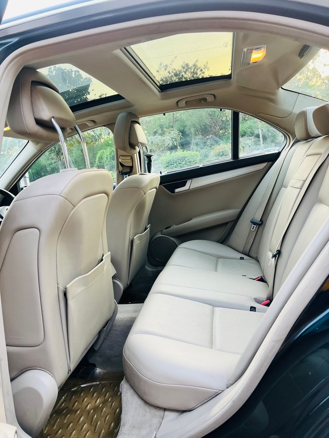 Mercedes-Benz C-Class C 200 BE Classic Second-hand 2014 Mercedes-Benz C-Class C 200 BE Classic for sale in New Delhi-13