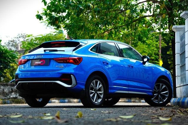 Second-hand 2023 Audi Q3 Sportback 40TFSI Quattro for sale in Kolkata-20