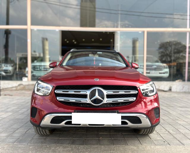 Mercedes-Benz GLC 220d 4MATIC Second-hand 2019 Mercedes-Benz GLC 220d 4MATIC for sale in Bangalore