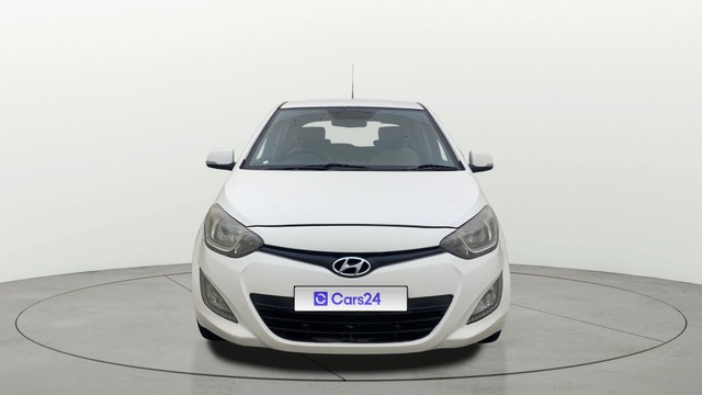 Second-hand 2013 Hyundai i20 Asta 1.4 CRDi for sale in Hyderabad-19