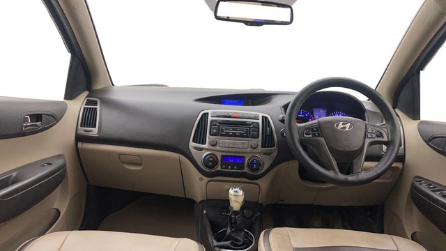 Second-hand 2013 Hyundai i20 Asta 1.4 CRDi for sale in Hyderabad-22