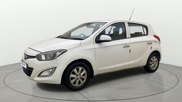 Second-hand 2013 Hyundai i20 Asta 1.4 CRDi for sale in Hyderabad-18