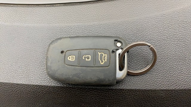 Second-hand 2013 Hyundai i20 Asta 1.4 CRDi for sale in Hyderabad-10