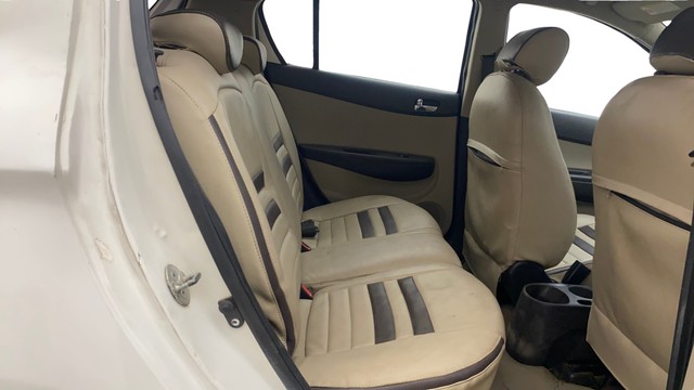 Second-hand 2013 Hyundai i20 Asta 1.4 CRDi for sale in Hyderabad-5