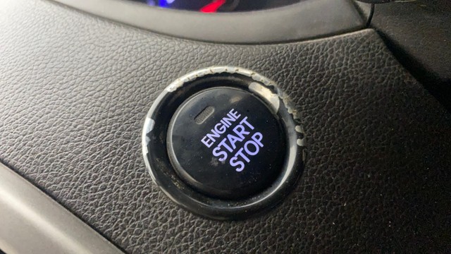 Second-hand 2013 Hyundai i20 Asta 1.4 CRDi for sale in Hyderabad-6