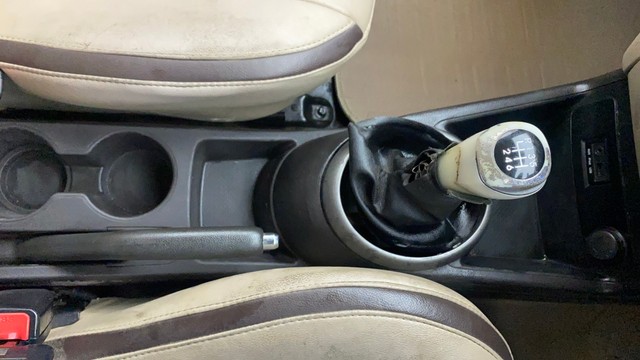 Second-hand 2013 Hyundai i20 Asta 1.4 CRDi for sale in Hyderabad-23