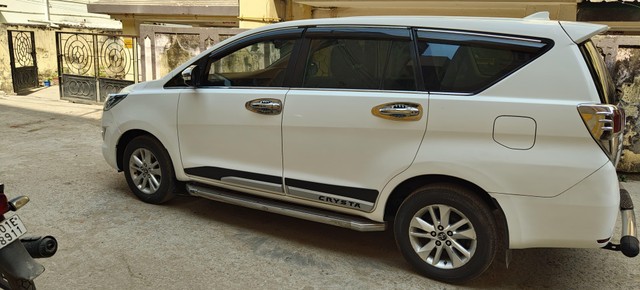 Second-hand 2016 Toyota Innova 2.5 G (Diesel) 7 Seater BS IV for sale in Patna-8