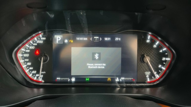 Second-hand 2024 MG Gloster Savvy 4x2 7Str for sale in Mumbai-11