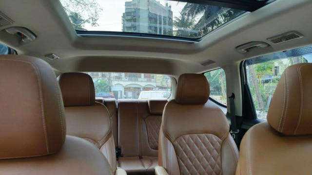 Second-hand 2024 MG Gloster Savvy 4x2 7Str for sale in Mumbai-5