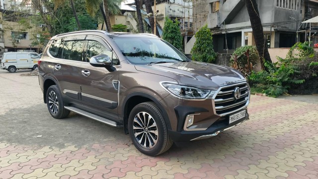 Second-hand 2024 MG Gloster Savvy 4x2 7Str for sale in Mumbai-17