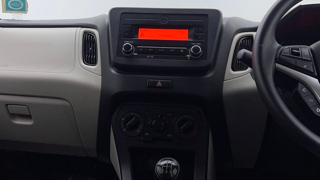 Second-hand 2022 Maruti Suzuki Wagon R ZXI 1.2 for sale in Ghaziabad-32