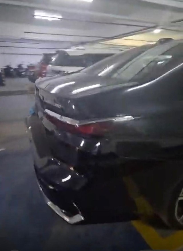 BMW i7 xDrive60 M Sport Second-hand 2023 BMW i7 xDrive60 M Sport for sale in Mumbai-2