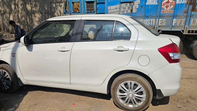 Second-hand 2017 Maruti Suzuki Swift Dzire LXI for sale in Hisar-1