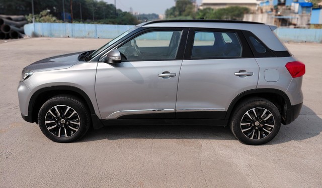 Second-hand 2020 Maruti Suzuki Vitara Brezza VXI for sale in Mumbai-3