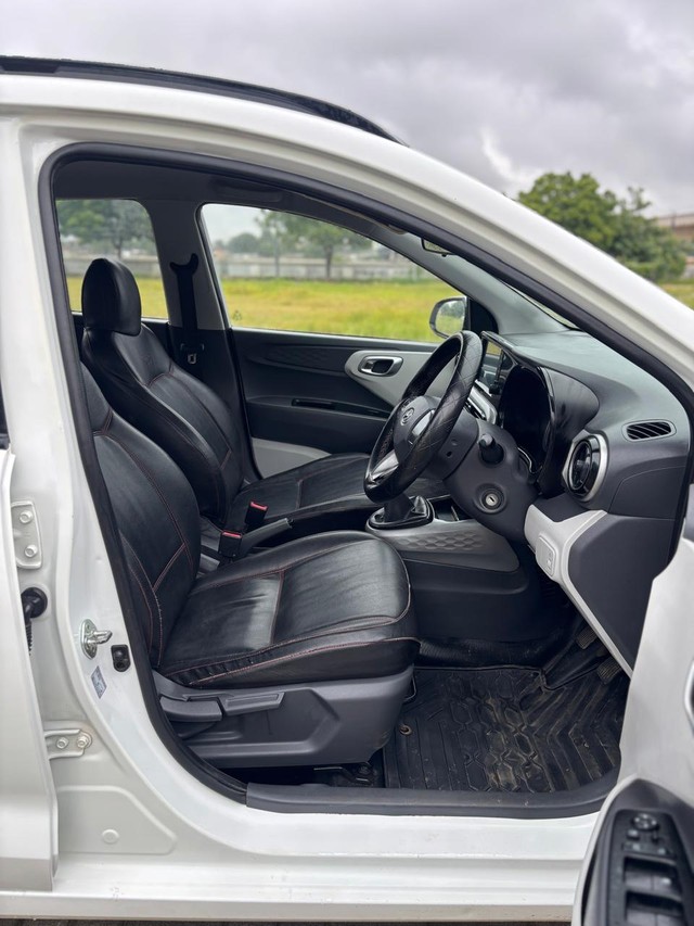 Second-hand 2020 Hyundai Grand i10 Nios Sportz for sale in Ahmedabad-11