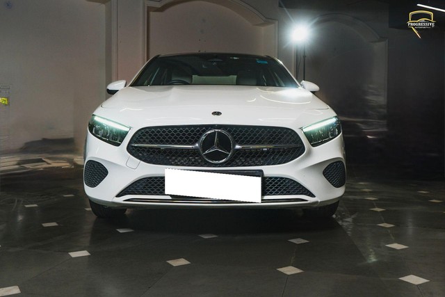 Second-hand 2024 Mercedes-Benz A-Class Limousine A 200 for sale in New Delhi-3