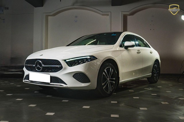 Second-hand 2024 Mercedes-Benz A-Class Limousine A 200 for sale in New Delhi-9
