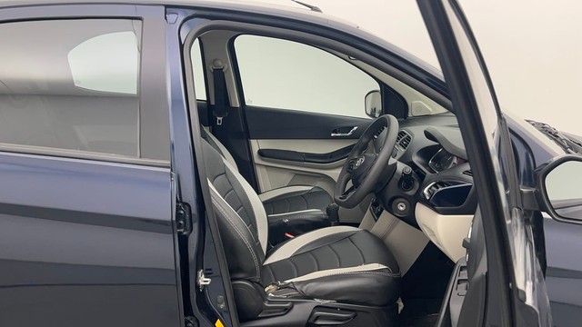 Second-hand 2022 Tata Tiago XZ Plus for sale in Kolkata-15