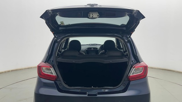 Second-hand 2022 Tata Tiago XZ Plus for sale in Kolkata-9