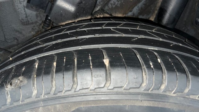 Second-hand 2023 Hyundai Venue SX Opt Turbo DCT for sale in Lucknow-27