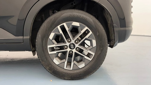 Second-hand 2023 Hyundai Venue SX Opt Turbo DCT for sale in Lucknow-19