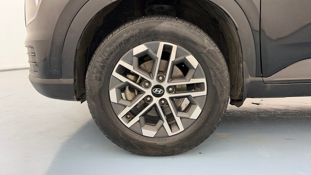 Second-hand 2023 Hyundai Venue SX Opt Turbo DCT for sale in Lucknow-20