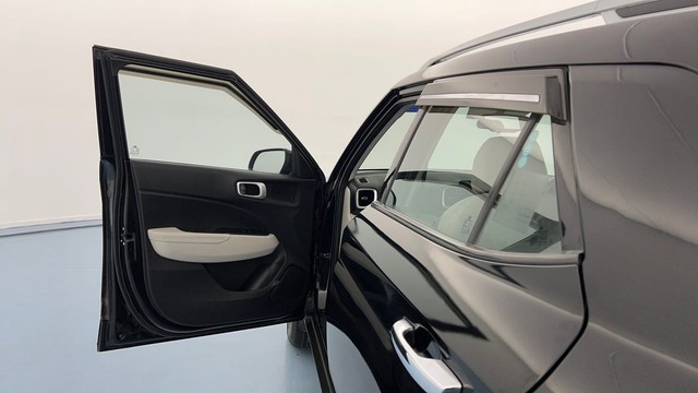 Second-hand 2023 Hyundai Venue SX Opt Turbo DCT for sale in Lucknow-24