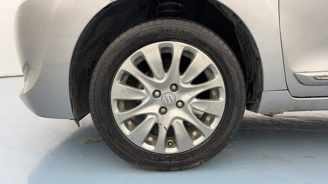 Second-hand 2017 Maruti Suzuki Baleno Zeta Diesel for sale in Lucknow-20