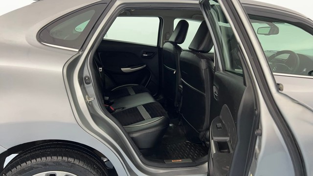 Second-hand 2017 Maruti Suzuki Baleno Zeta Diesel for sale in Lucknow-33