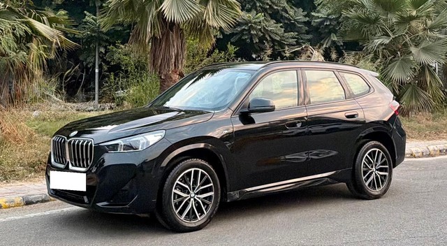 Second-hand 2024 BMW X1 sDrive18i M Sport for sale in New Delhi-9