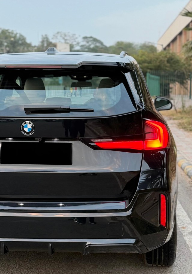 Second-hand 2024 BMW X1 sDrive18i M Sport for sale in New Delhi-16