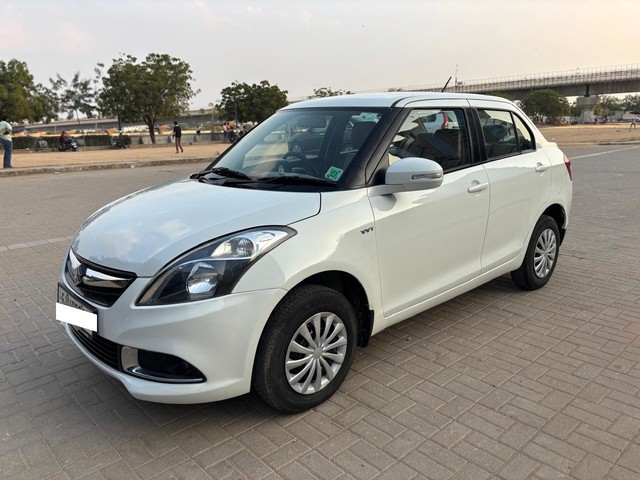 Second-hand 2016 Maruti Swift Dzire VXI for sale in Ahmedabad-14