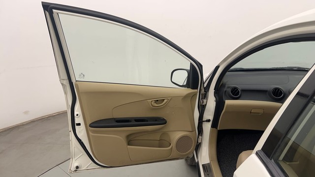 Second-hand 2015 Ford Figo Ambiente Diesel for sale in Chandigarh-38