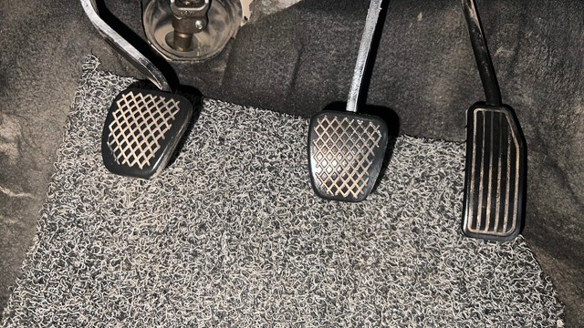 Second-hand 2015 Ford Figo Ambiente Diesel for sale in Chandigarh-14