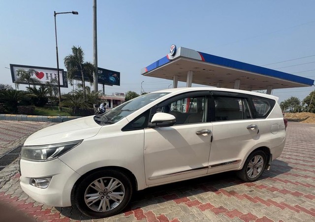 Second-hand 2018 Toyota Innova Crysta 2.4 G MT BSIV for sale in Ludhiana-5