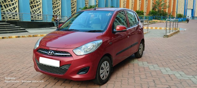 Second-hand 2011 Hyundai i10 Magna for sale in Kolkata-4