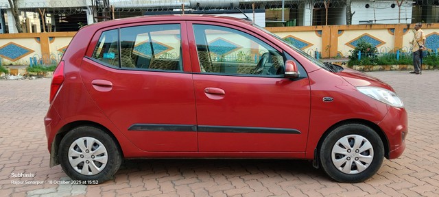 Second-hand 2011 Hyundai i10 Magna for sale in Kolkata-1