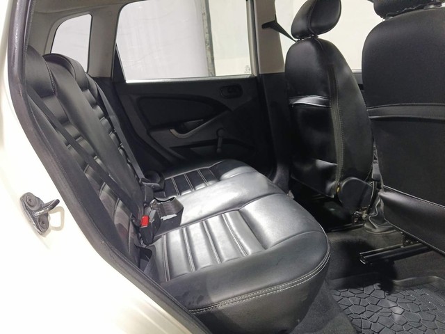 Second-hand 2014 Ford Figo Ambiente BSIV for sale in Kochi-27