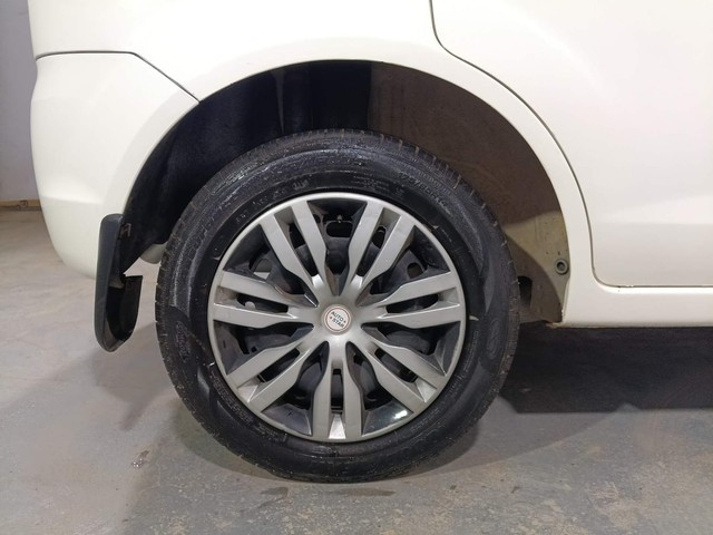 Second-hand 2014 Ford Figo Ambiente BSIV for sale in Kochi-18