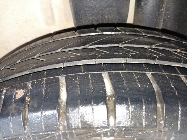 Second-hand 2014 Ford Figo Ambiente BSIV for sale in Kochi-32