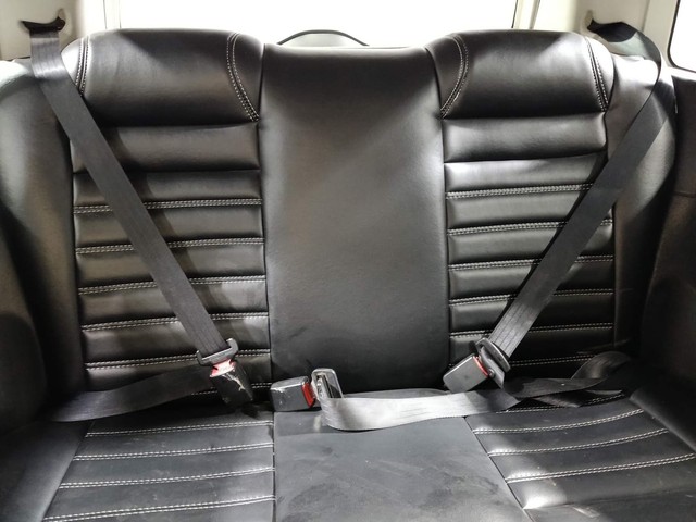 Second-hand 2014 Ford Figo Ambiente BSIV for sale in Kochi-34