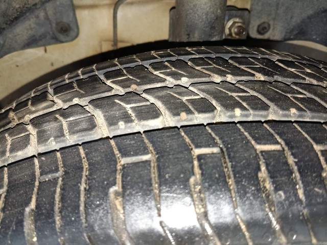 Second-hand 2014 Ford Figo Ambiente BSIV for sale in Kochi-24