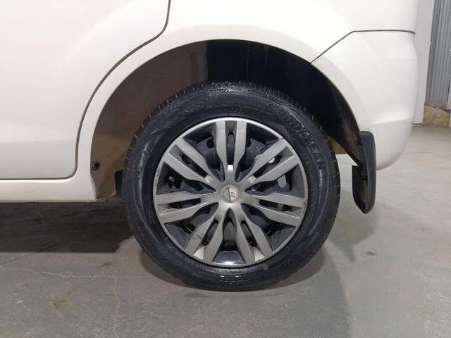 Second-hand 2014 Ford Figo Ambiente BSIV for sale in Kochi-19