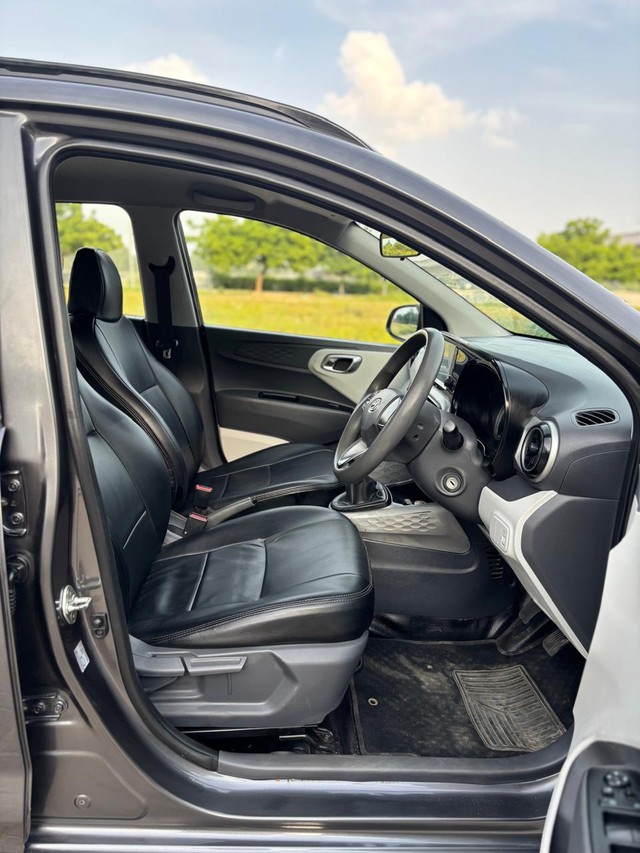 Second-hand 2020 Hyundai Grand i10 Nios Sportz for sale in Ahmedabad-14