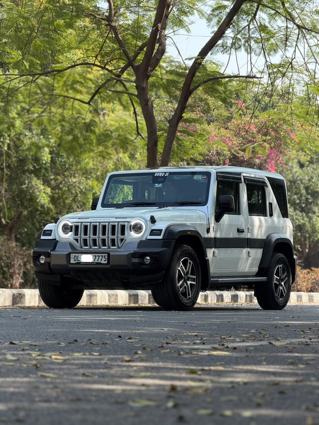 Second-hand 2025 Mahindra Thar LX Hard Top Diesel AT for sale in New Delhi-5